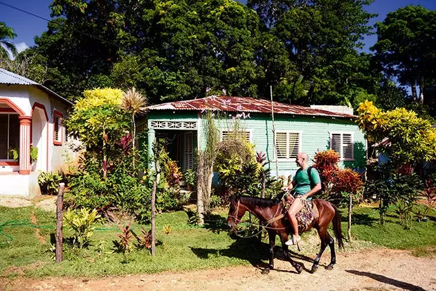 Recorre Saman i descobreix les panormiques que amaga cada corba