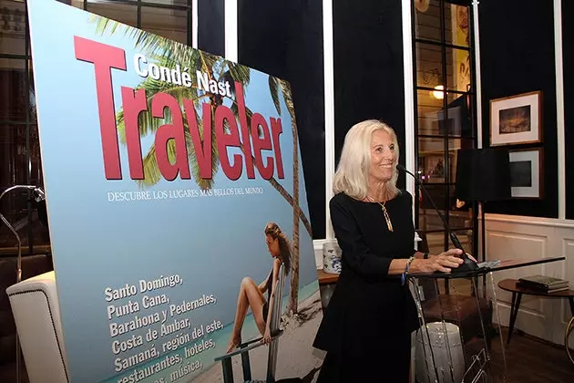 Direktøren for Cond Nast Traveler Sandra del Río præsenterer monografien