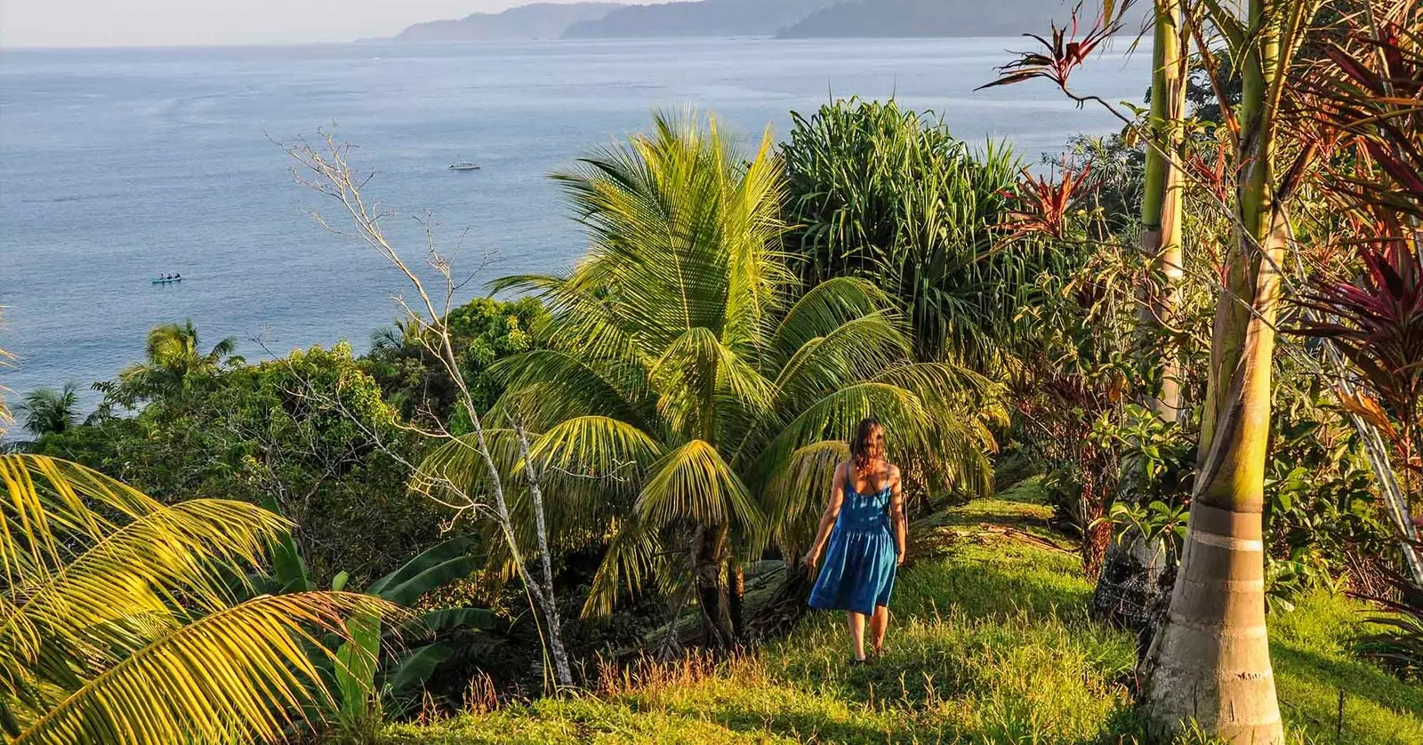 fille au costa rica