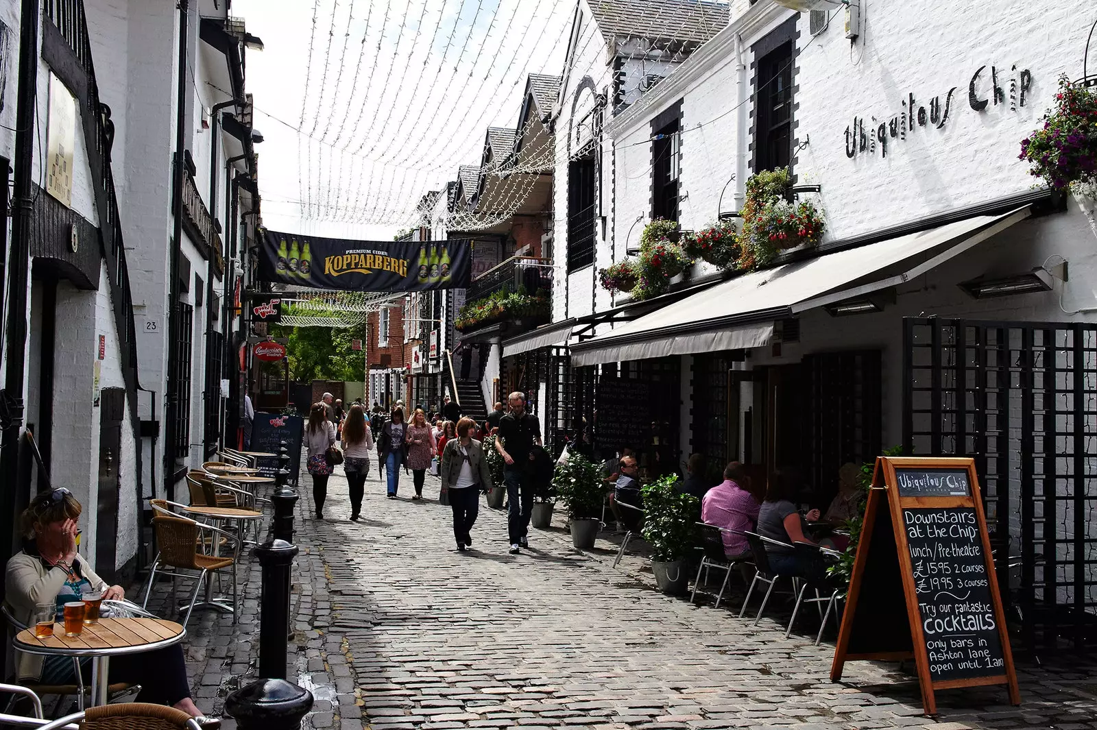 Ashton Lane di Glasgow