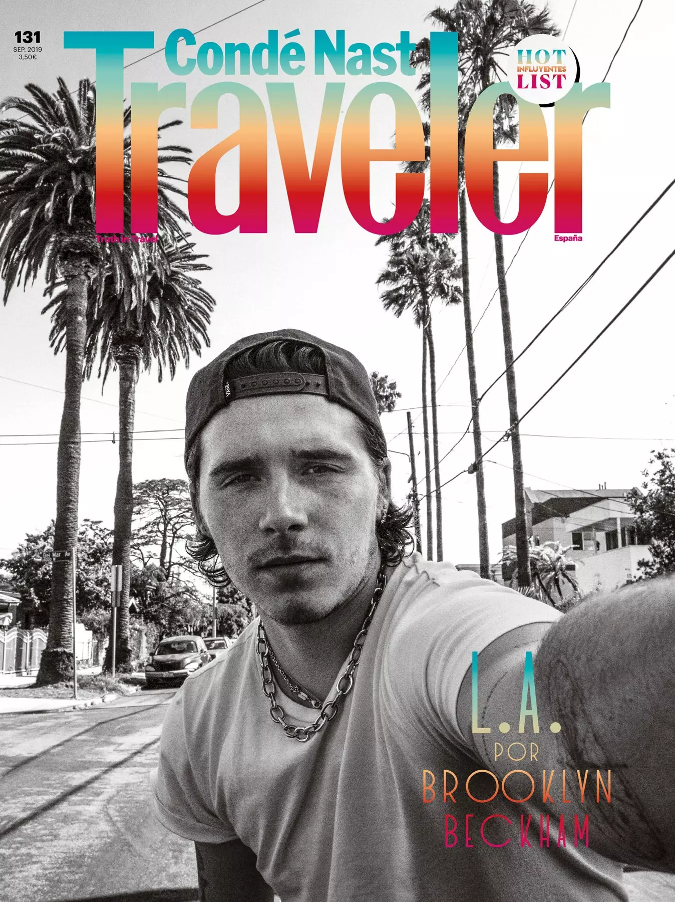 Portada núm. 142 de 'Cond Nast Traveler Espanya' selfie de Brooklyn Beckham a Manzanita Road.