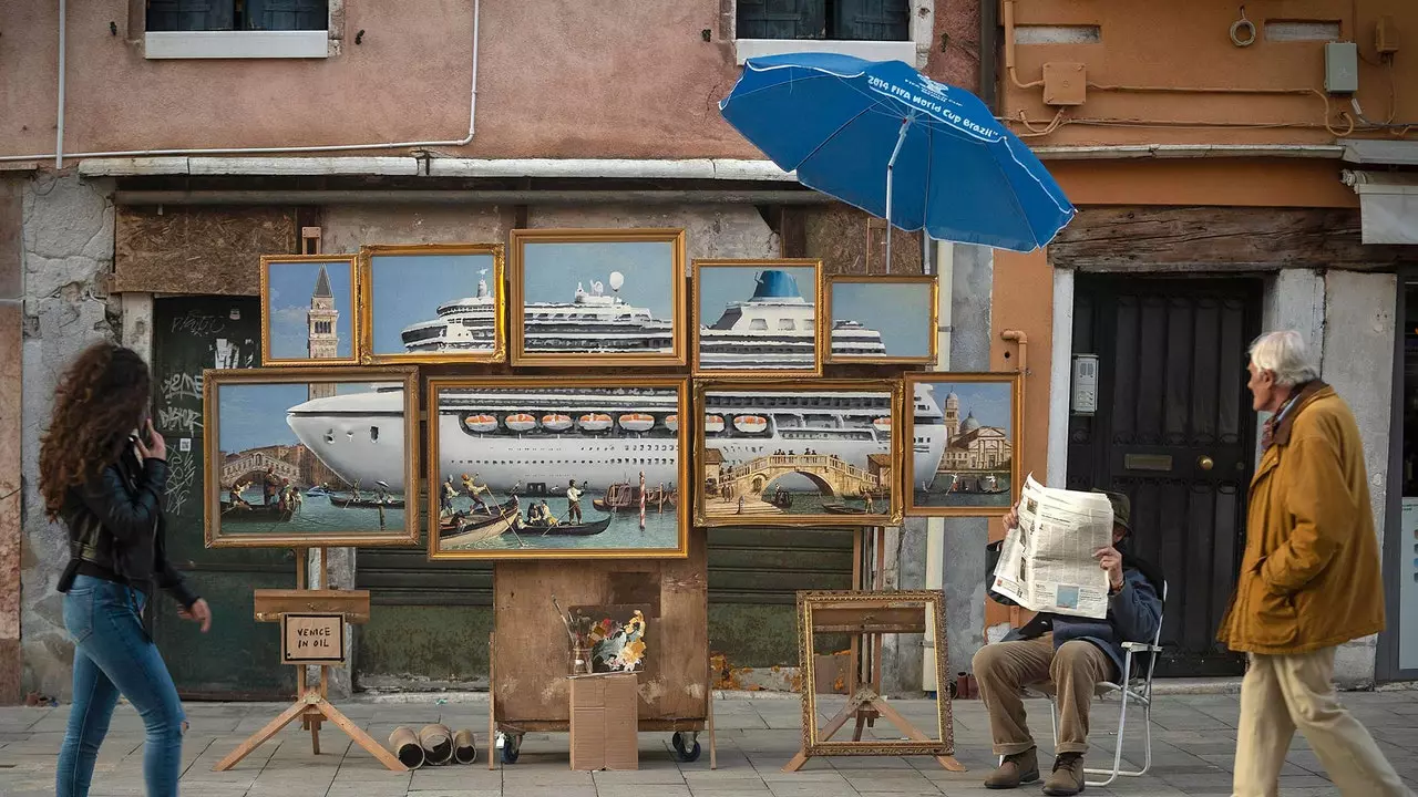 Banksy muncul di Venesia (dan secara langsung)