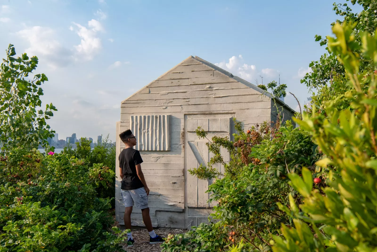 Kabina e Rachel Whiteread në Governor's.