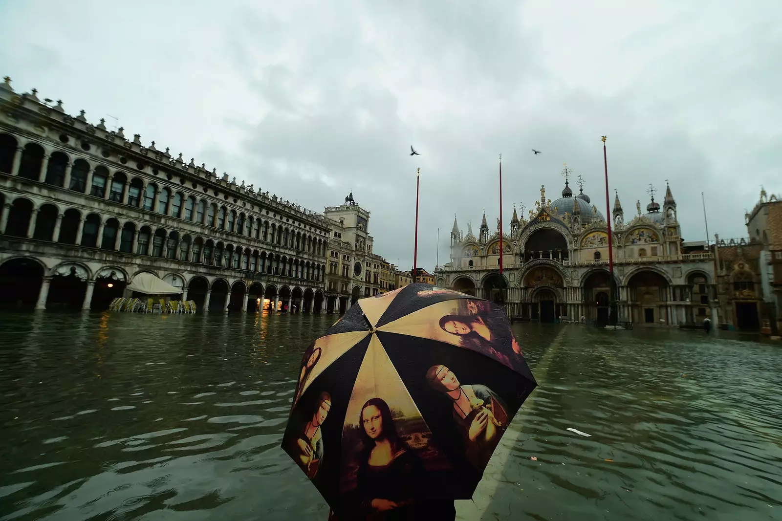 Zdjęcie zrobione 15 listopada 2019 r. na placu San Marco