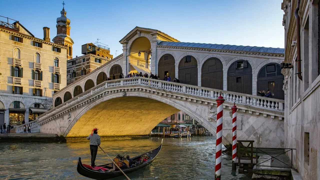 Je, utalii endelevu unaweza kuokoa Venice?