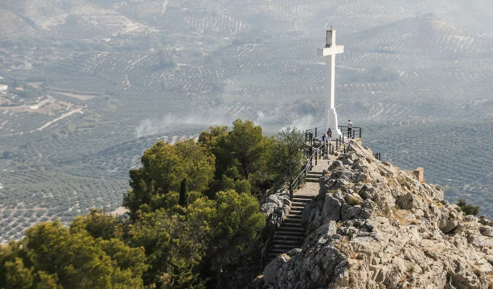 Creu del Castell de Santa Catalina símbol de la conquesta cristiana de Jan.