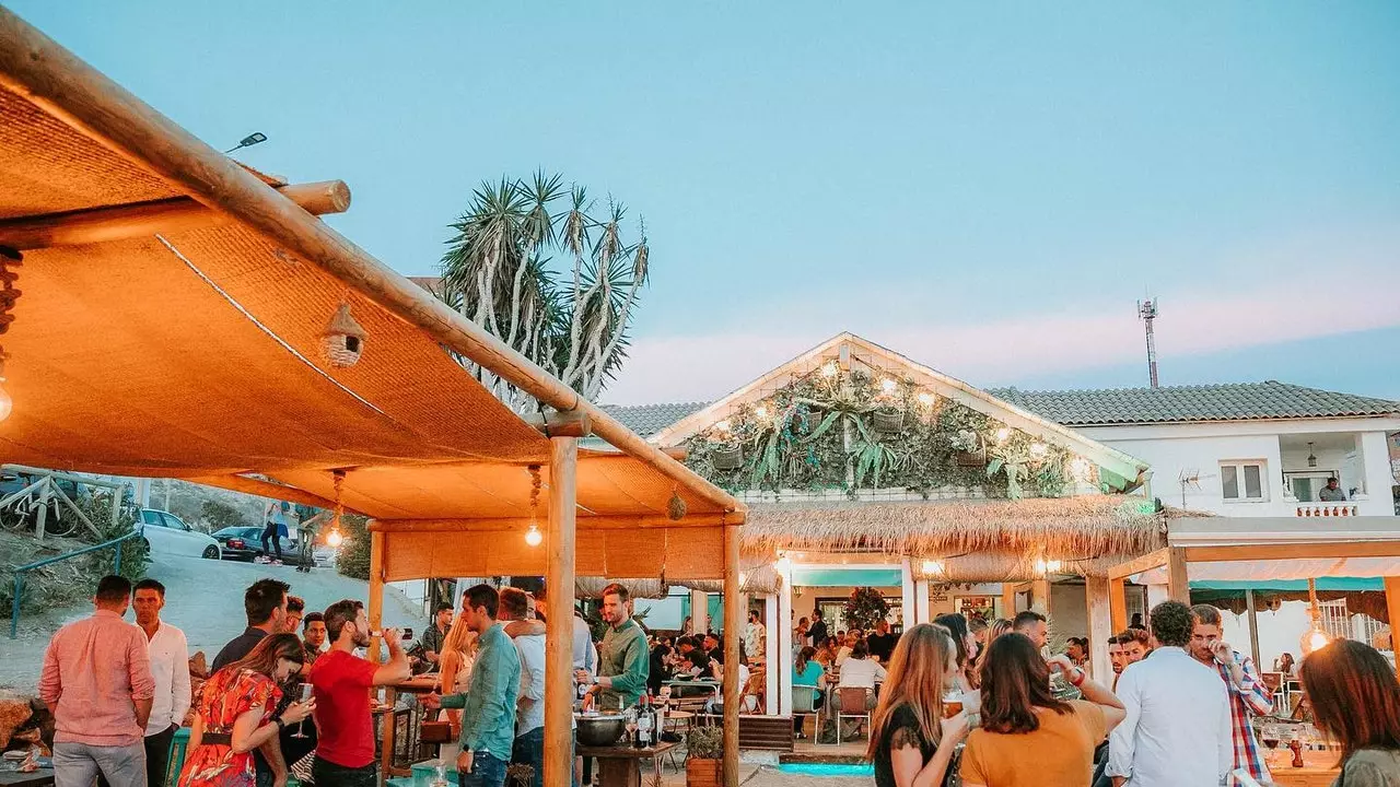 De hamac en hamac le long de la côte de Malaga : la route définitive des bars de plage