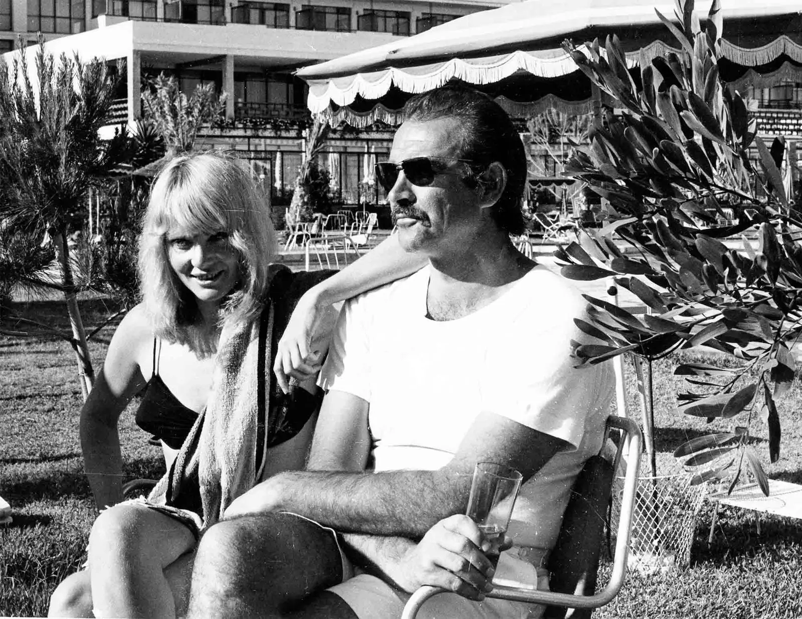 Sean Connery z Diane Cilento w Marbelli w latach 60.