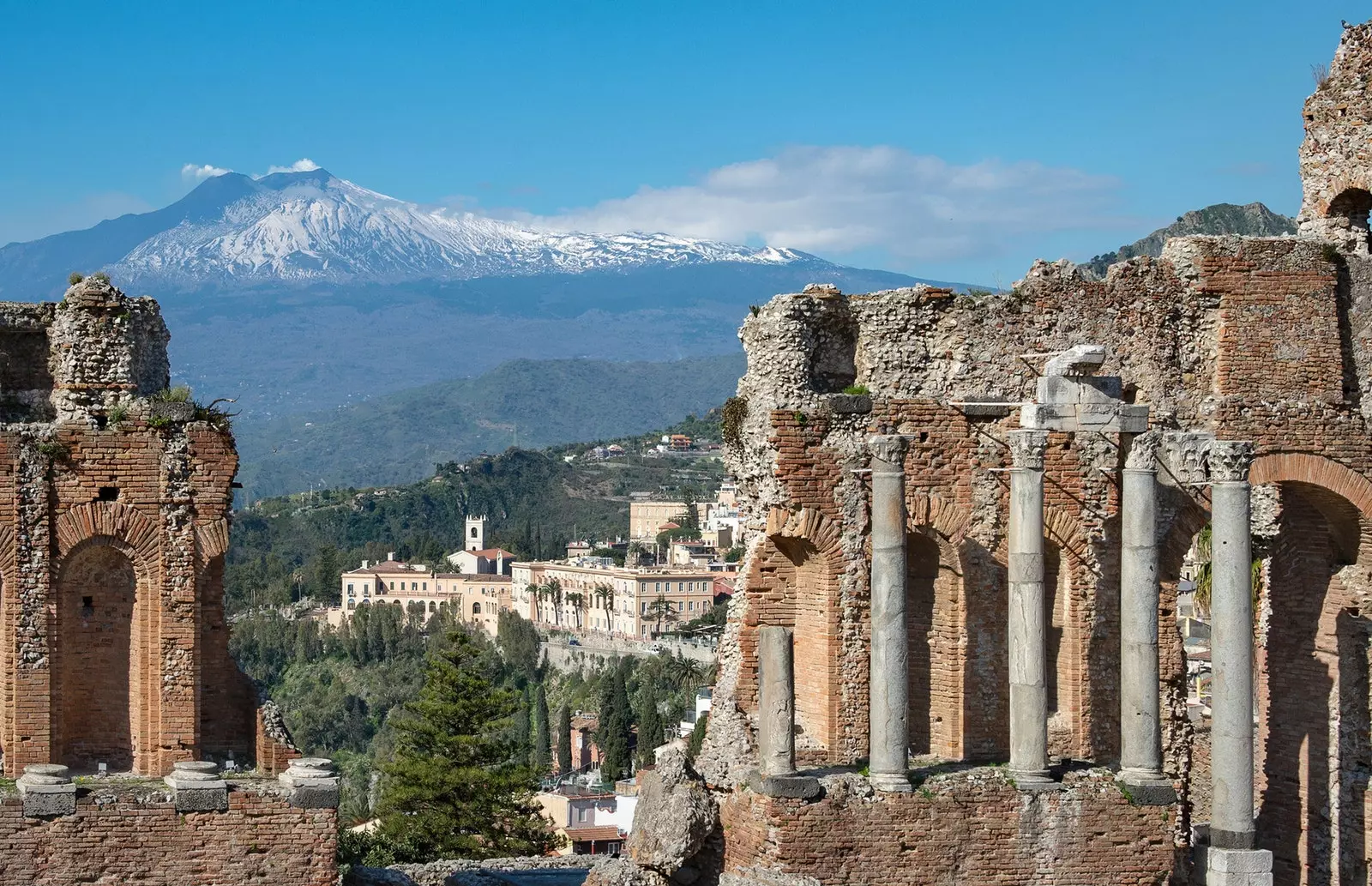 Taormina yunon teatri