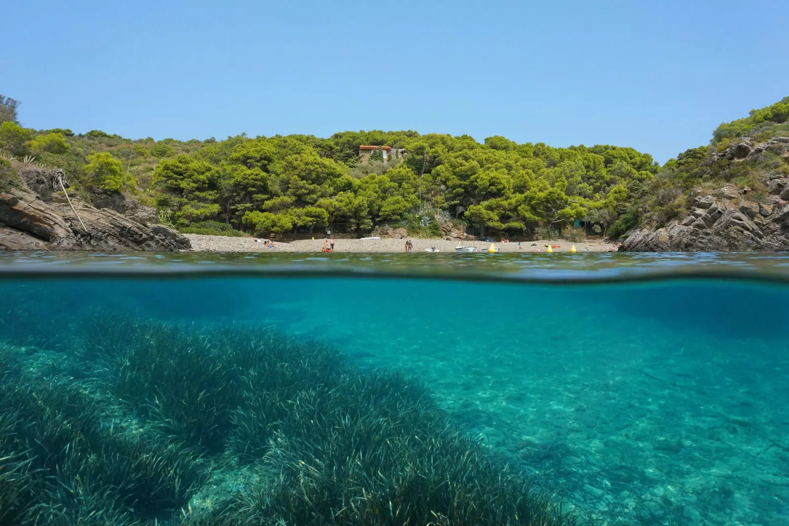 Cadaqués의 Cala Guillola.