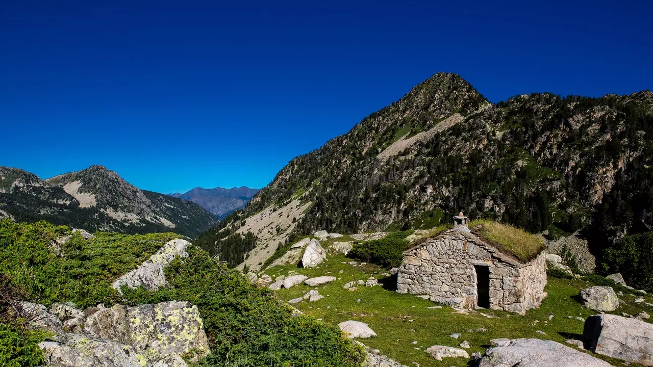 Sepanjang tahun adalah perjalanan ke Andorra