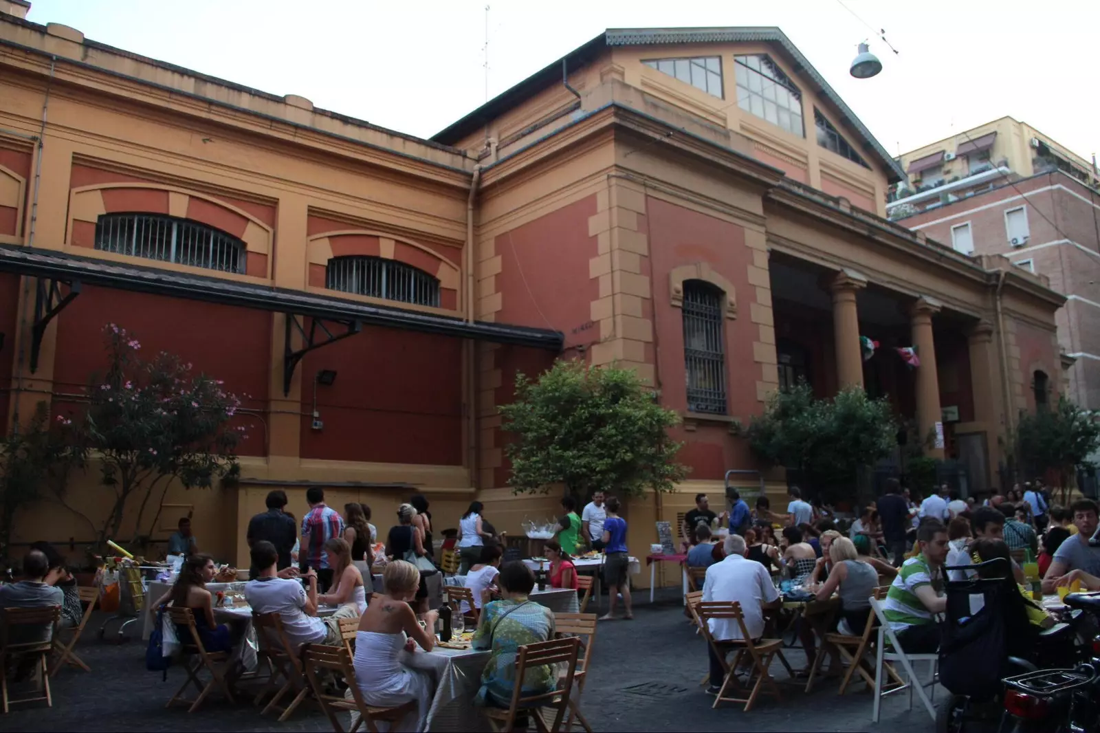 Mercato delle Erbe the ideal place for aperitif time