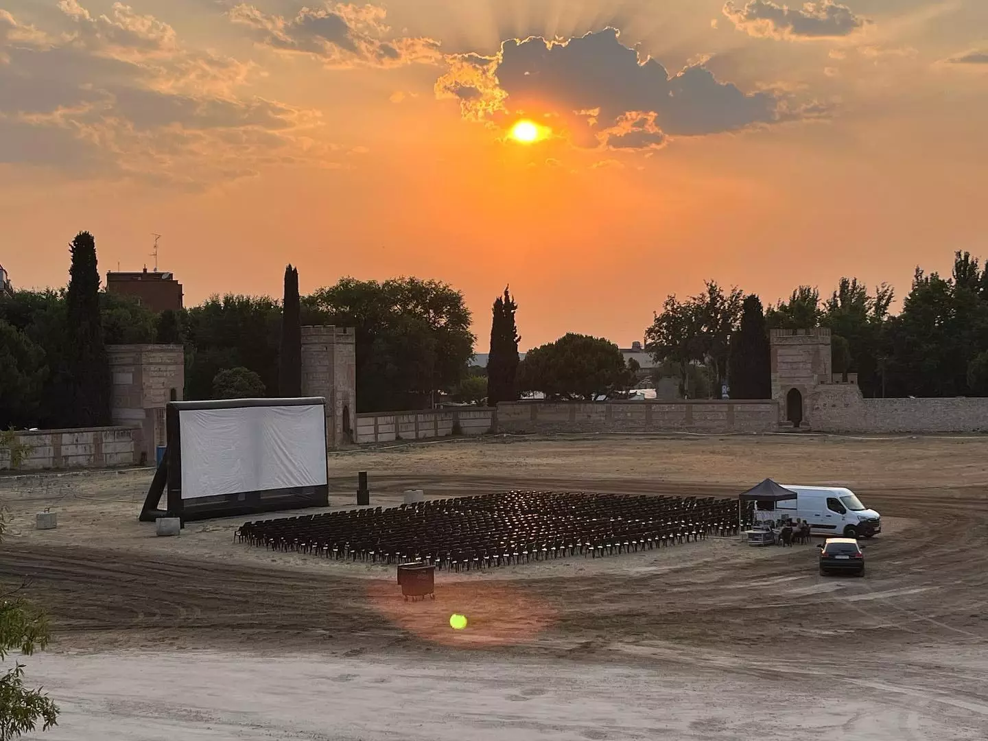 Forbhreathnú ar phictiúrlann an tsamhraidh in Alcal de Henares