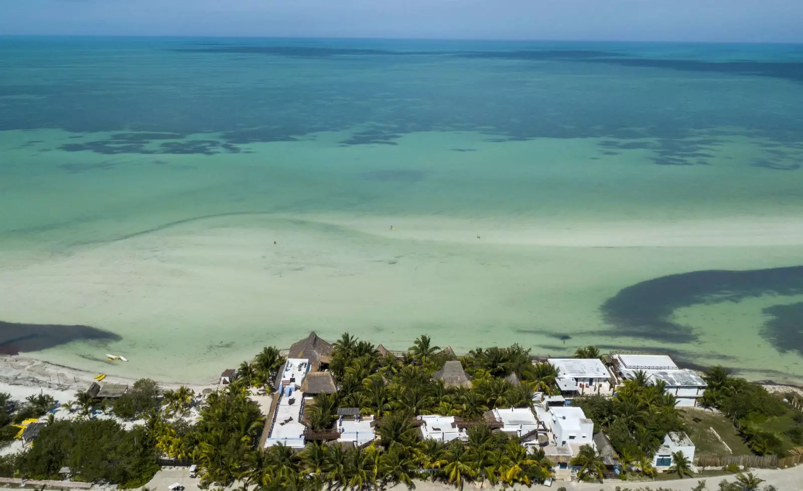 Holbox Buludları. düz cənnət