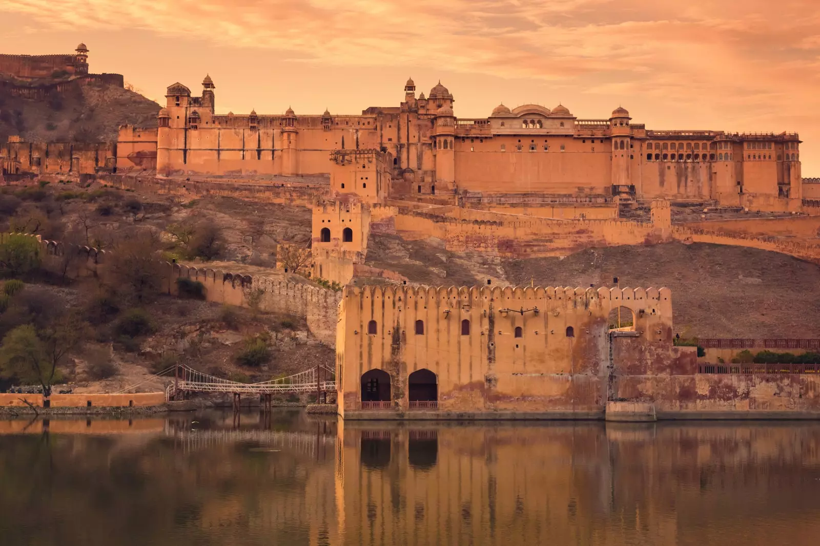 Amber Fort er nokkra kílómetra frá Jaipur.