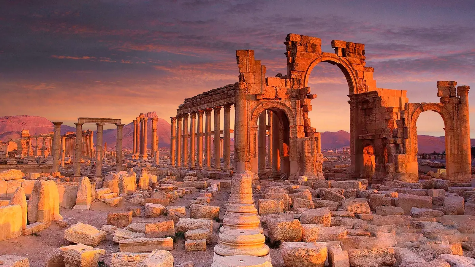 Before the conflict more than 150,000 travelers visited Palmyra