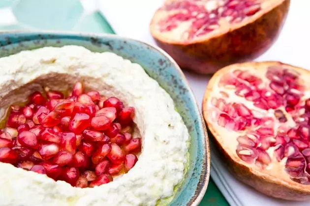 Шавармагаас эхлээд tabbouleh хүртэл Ливаны хамгийн шилдэг нь тавган дээр