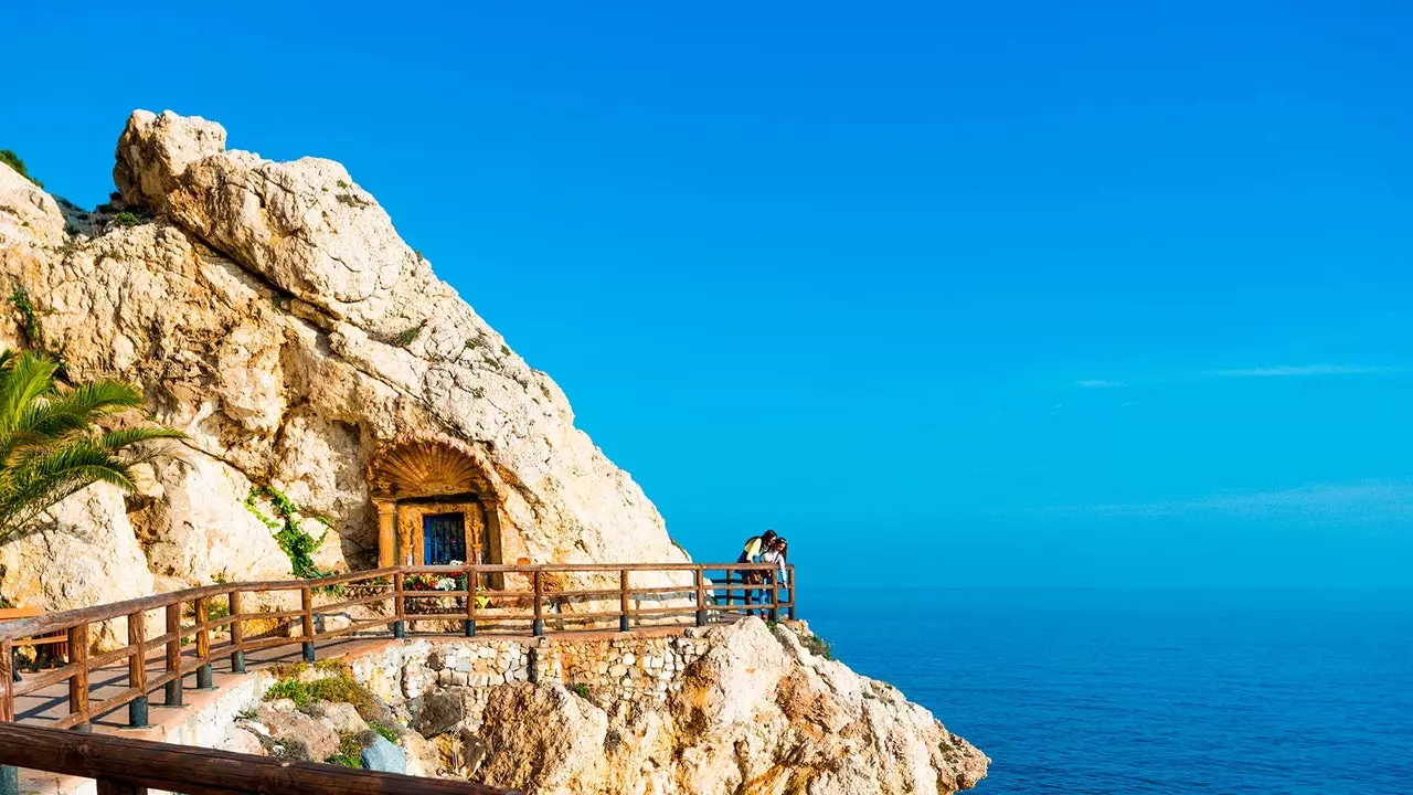 Nine planifikon të zbulojë La Axarquia në Malaga në shtator