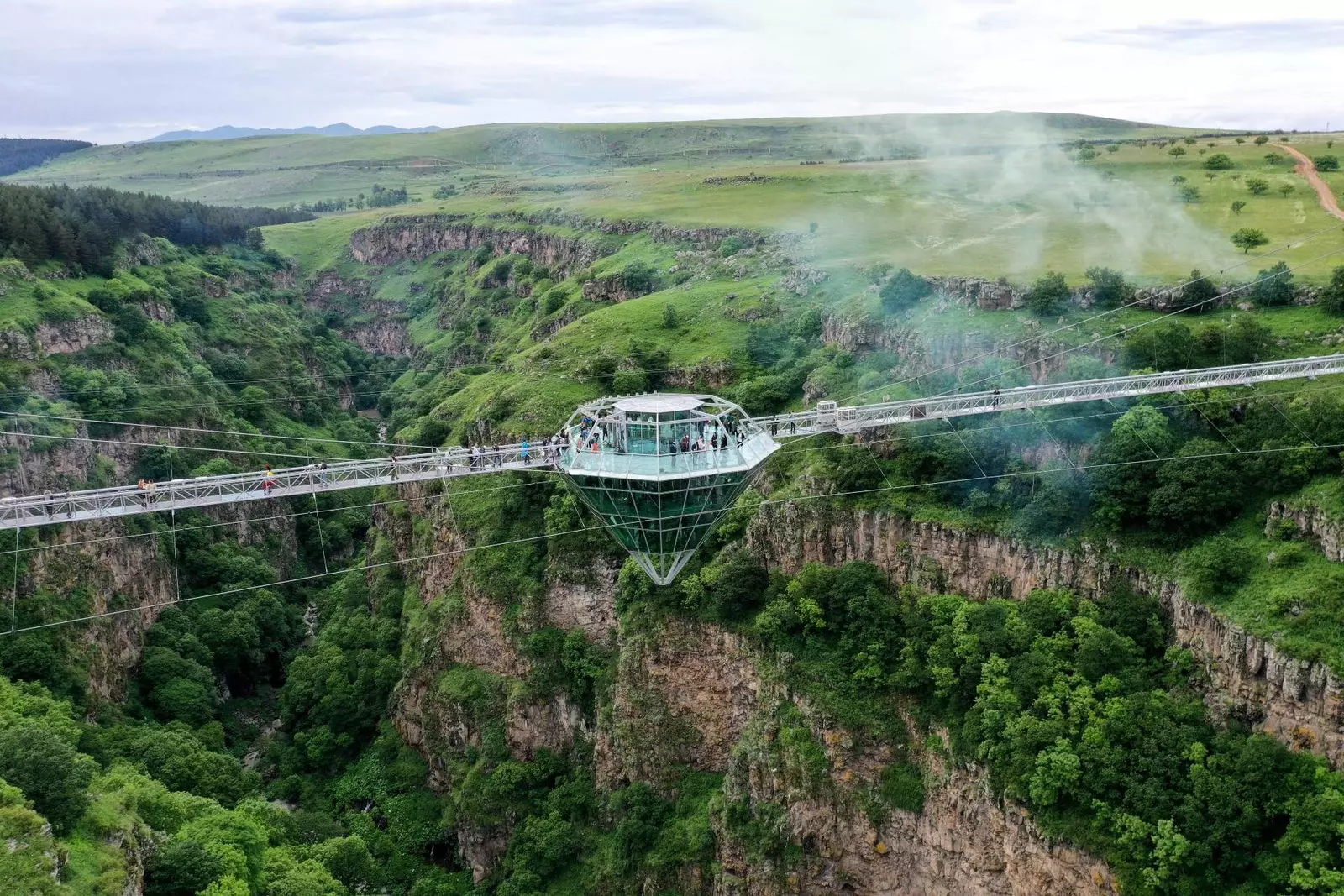 Кайраттууларга гана ылайыктуу.