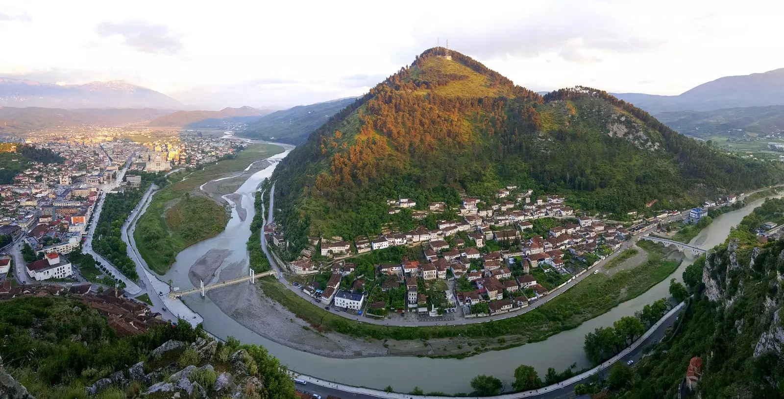 Berat dari udara.