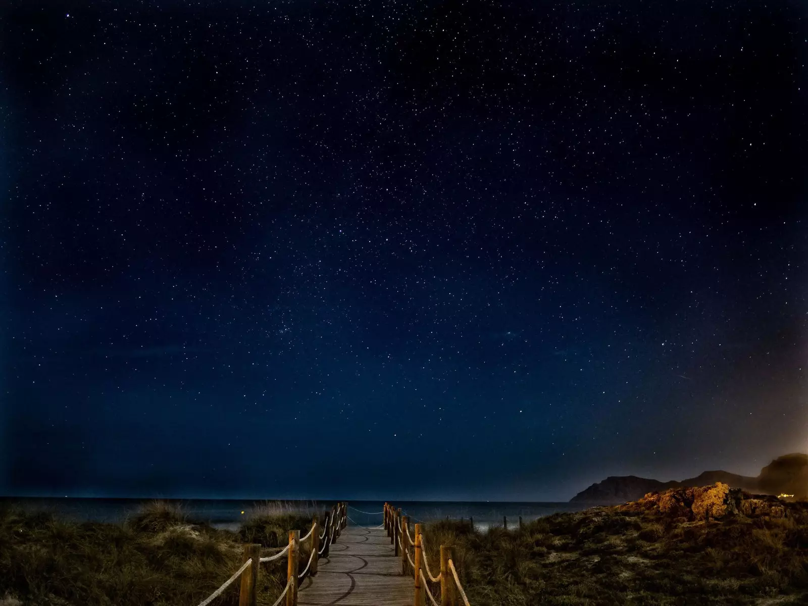 Son Serra de Marinada gecələr