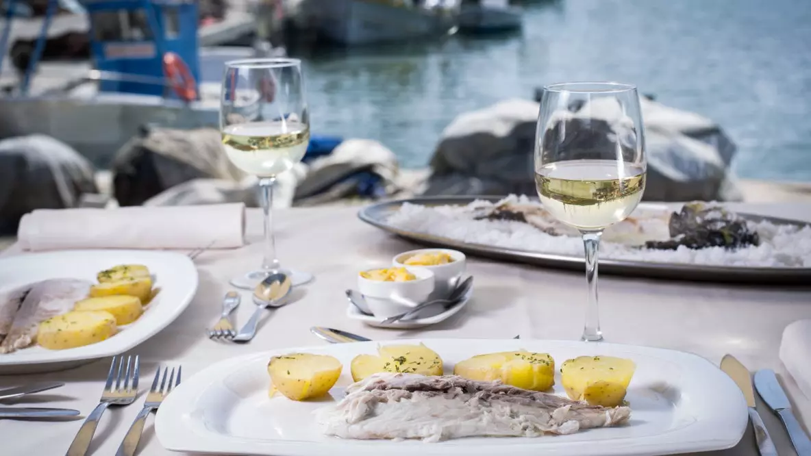 Restoran untuk makan sambil melihat laut di Mallorca