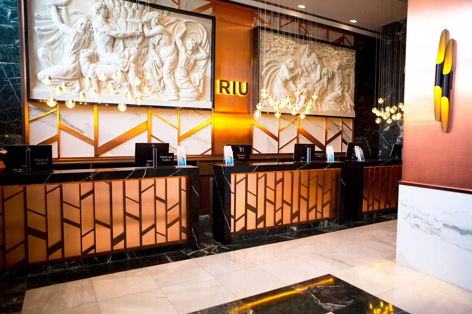 پذیرش RIU Plaza España Madrid