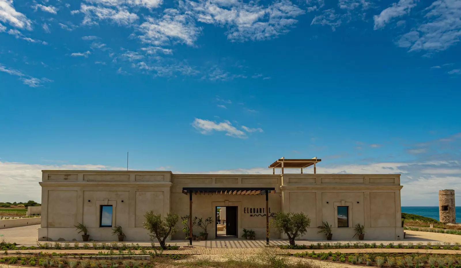 The Cuartel del Mar how to give it all for the beach in Chiclana