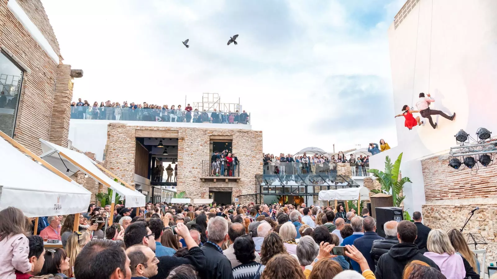 Imagini de la inaugurarea sa