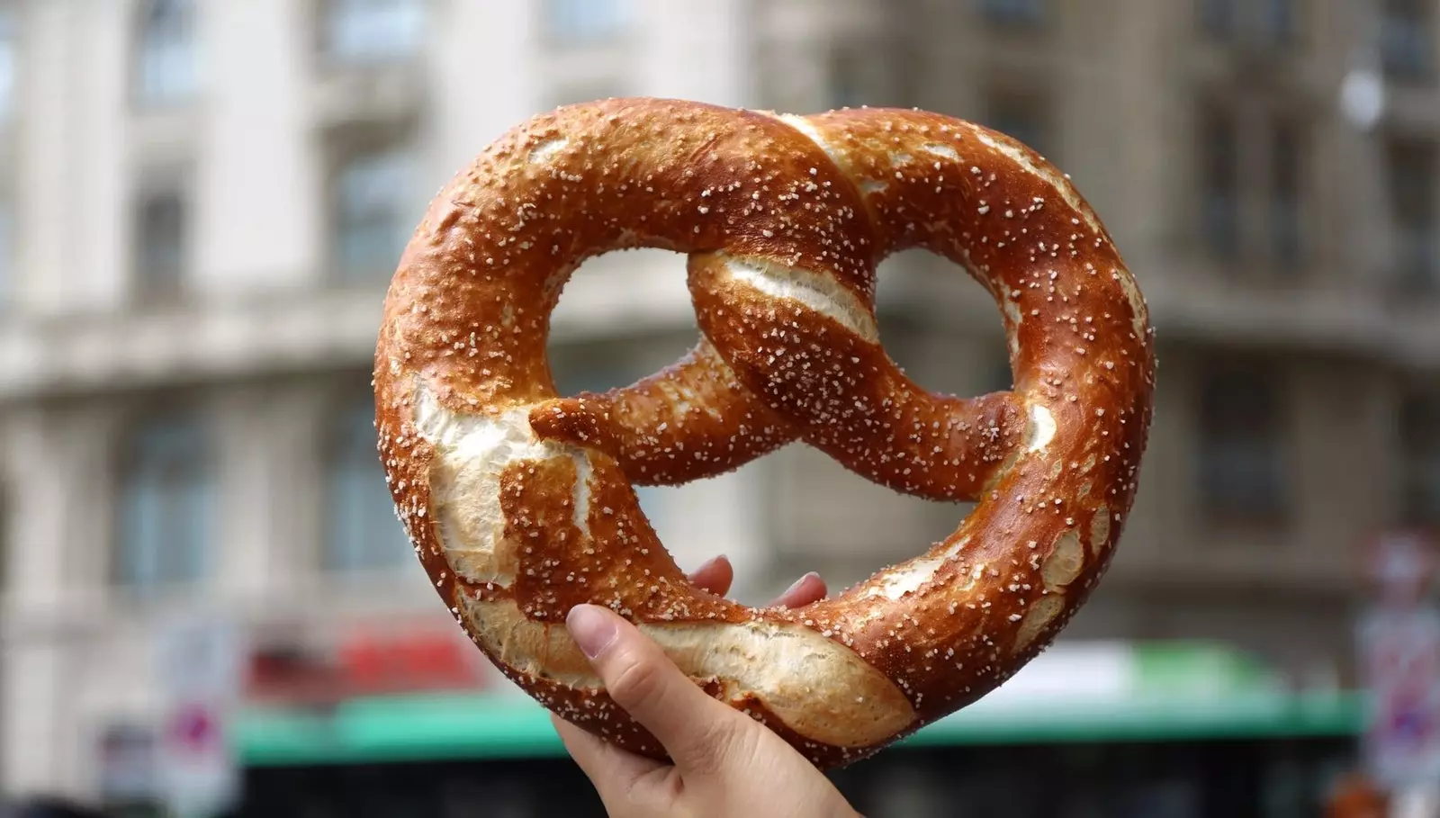 La Covrigaria Sfânt de rumænske bretzels, der triumferer i Malasaña