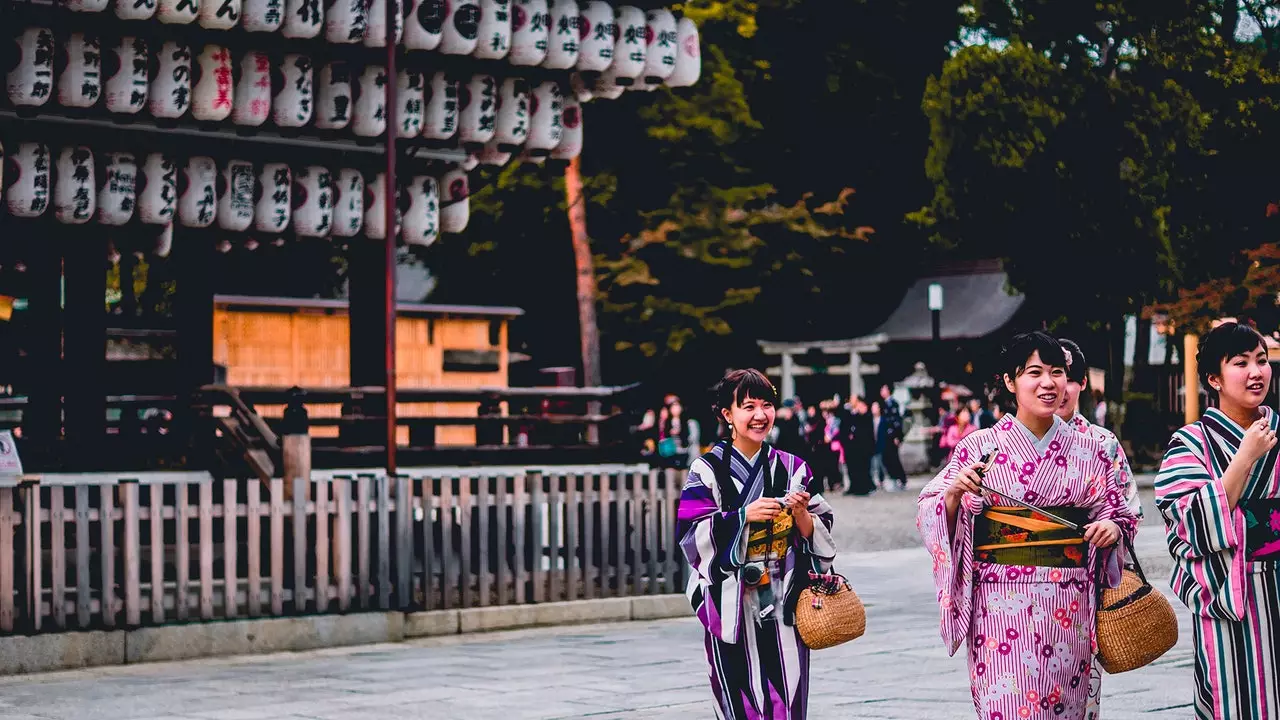 15 Ekspresi yang Tidak Dapat Diterjemahkan Yang Akan Membuat Anda Semakin Jatuh Cinta Dengan Jepang