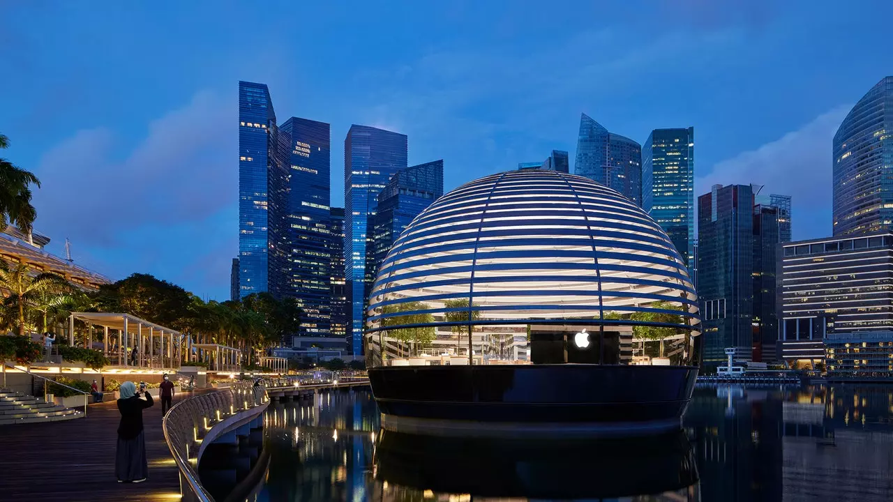 Detta är den nya flytande Apple-butiken i Singapore