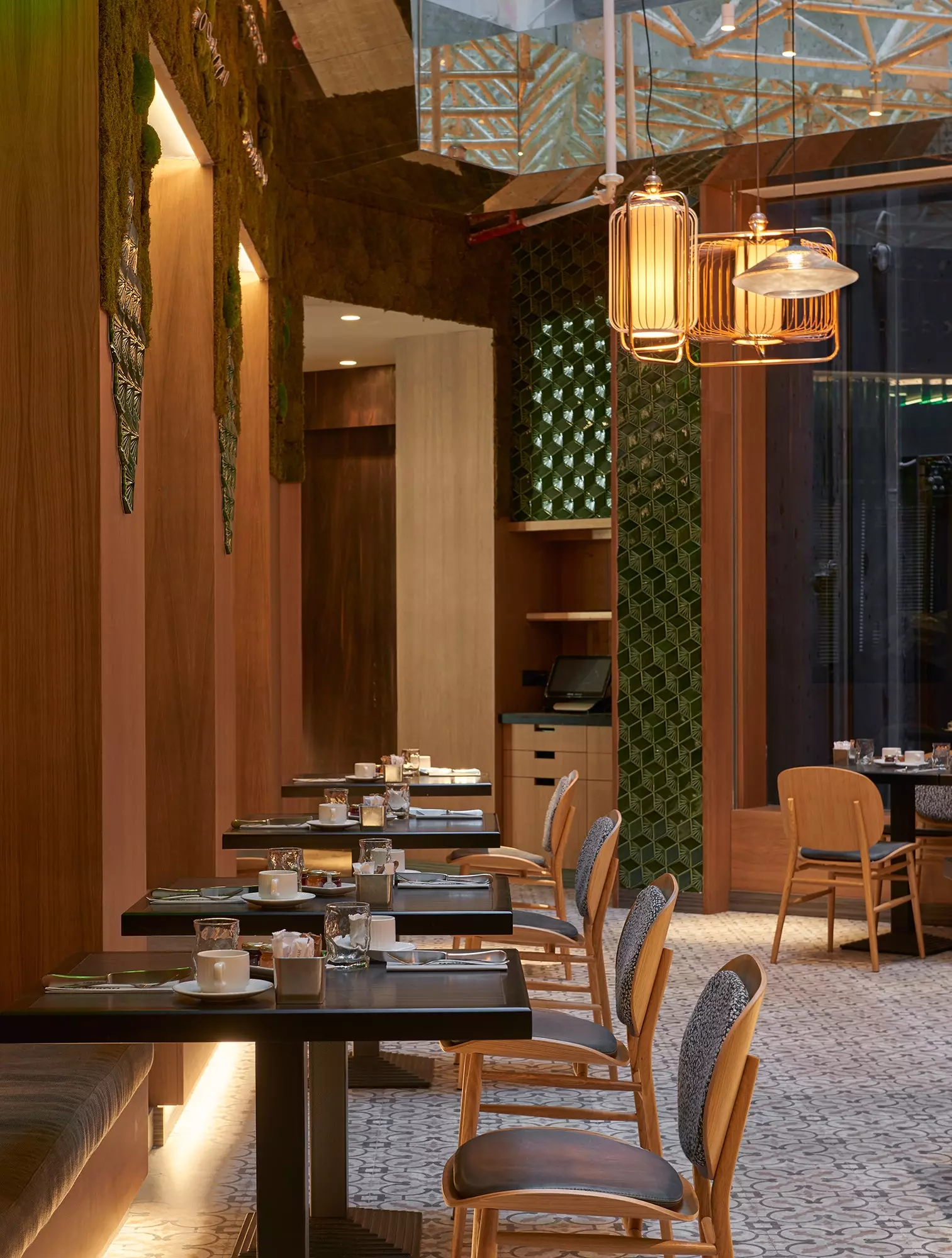 Ledová a uhelná restaurace Hyatt Centric