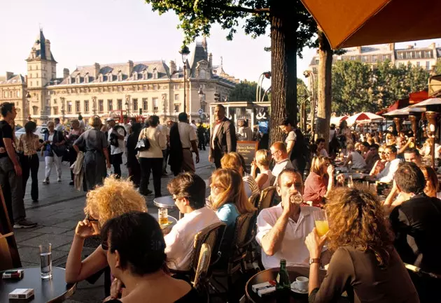 Usporiadanie parížskych terás