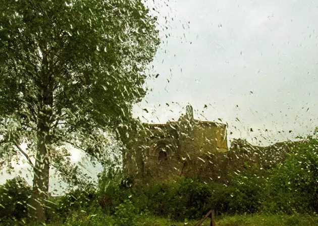 Santa Cecilia in Vallespinoso de Aguilar must be seen with or without rain