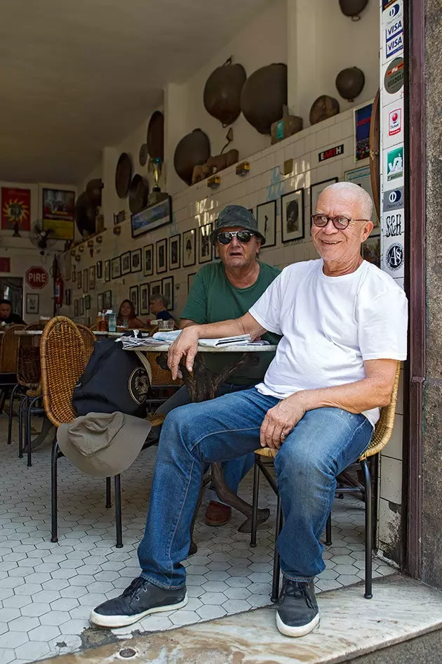 Diogène Paixão dans son Bar do Mineiro