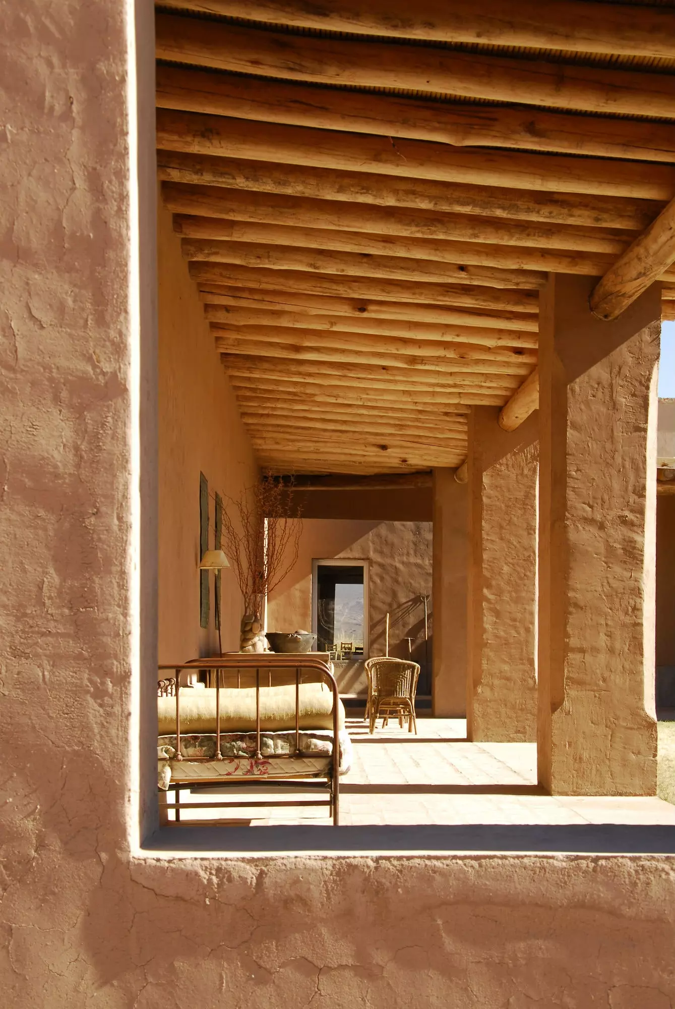 De architectuur van La Posada de los Patos is gebaseerd op die van de Mexicaanse regio Cuyo.