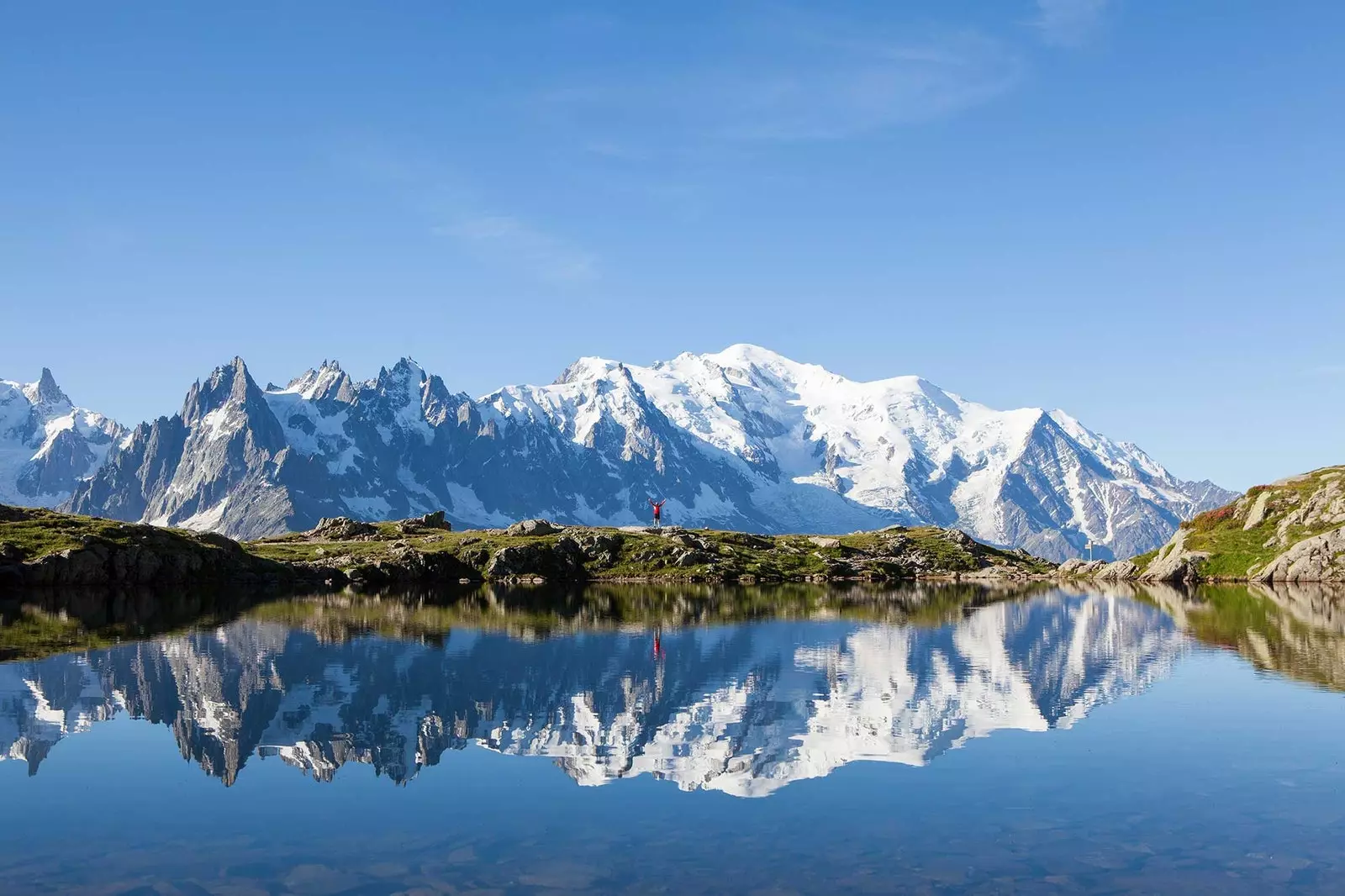 Muž po zdolání francouzských Alp