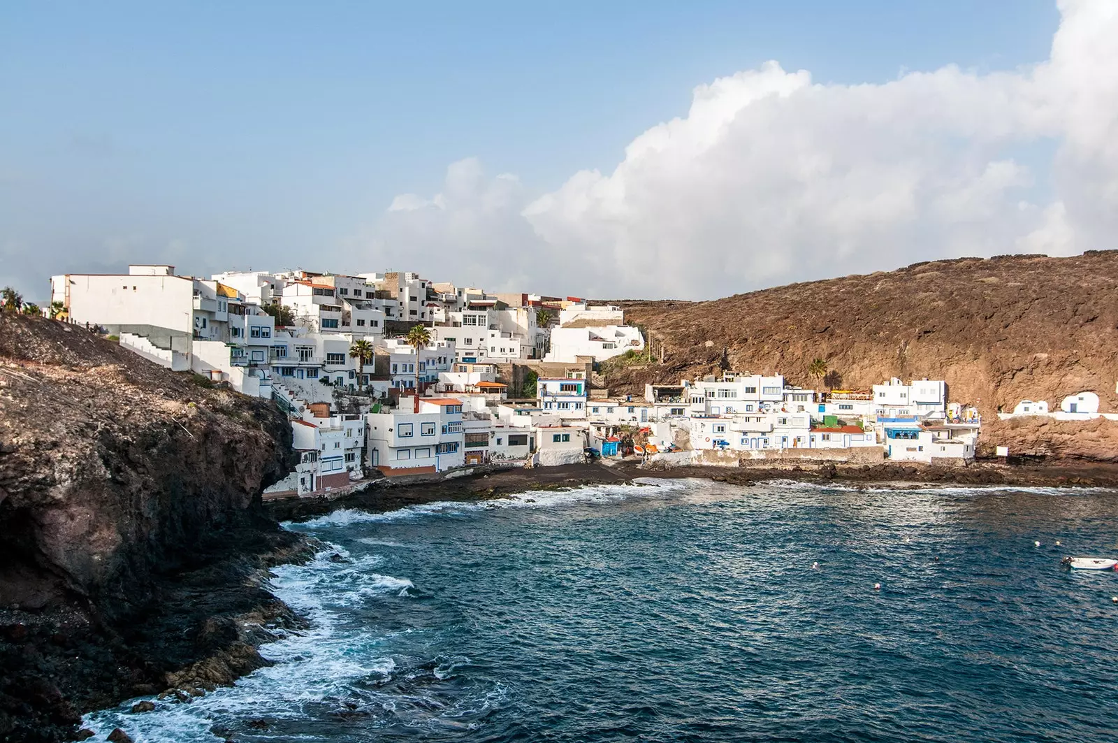 Així és la cala del poble de Túfia