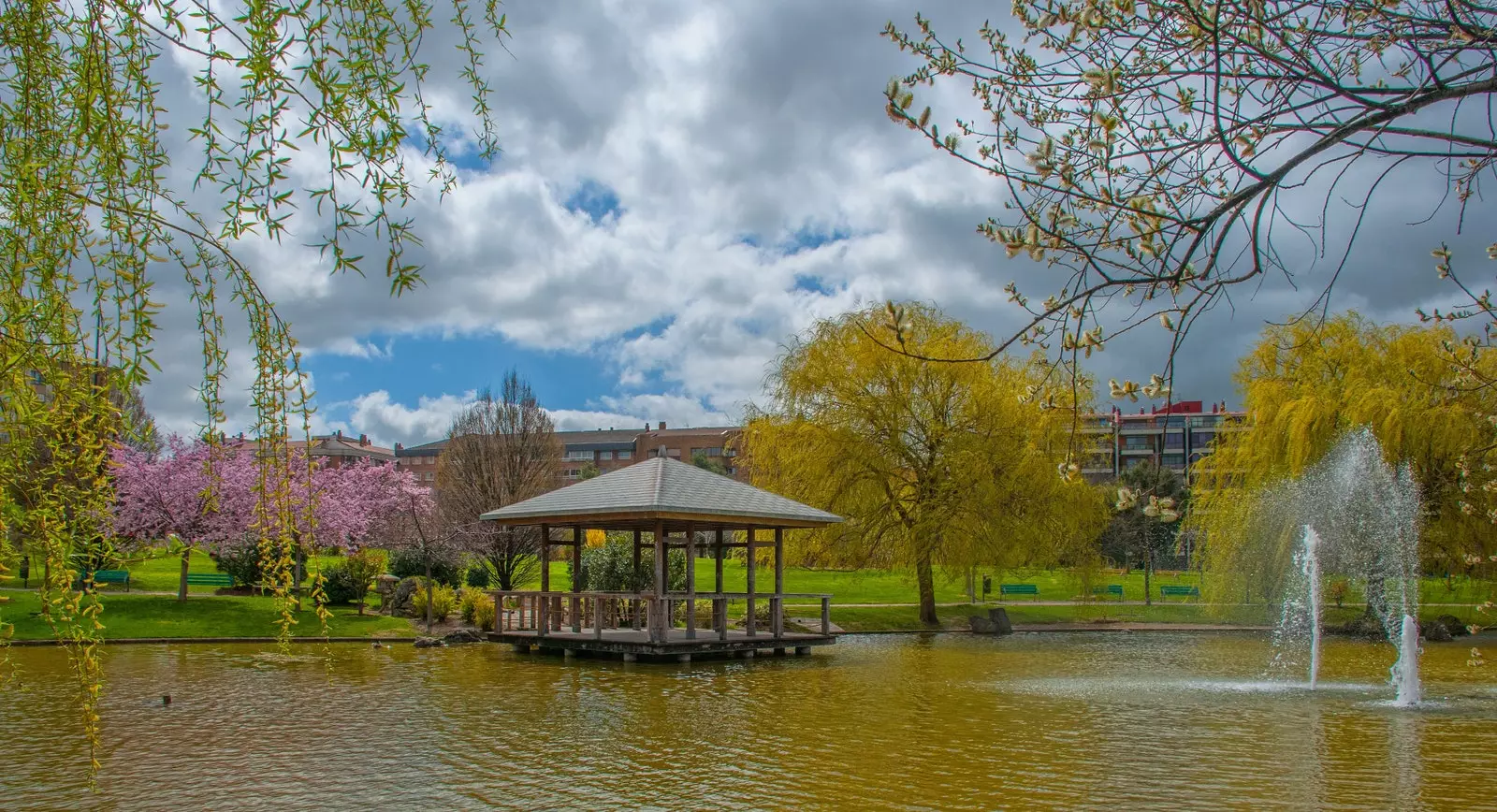 Yamaguchi Park i Pamplona.